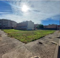 Residential Plot in Carrer valletes 71. Dos parcelas y media esquineras en valletes.