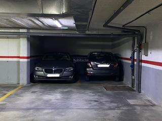 Aparcament cotxe a Calle cristo 55. Venta dos plazas parking juntas