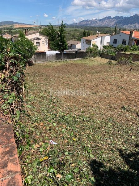 Foto d00143c1-be77-49a4-aa8f-084c9aecd703. Terreny residencial a carrer progrés 18 a Masquefa