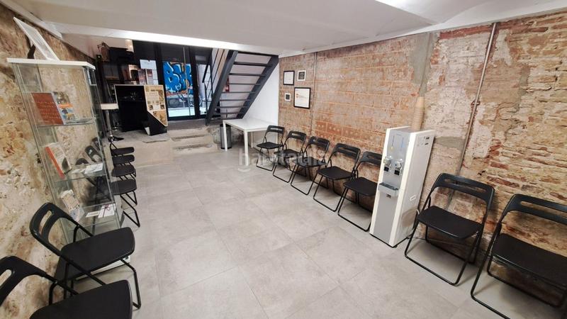 Foto 0d8e88b5-bf29-43d1-9d4f-ebed0f1a15f9. Local commercial dans carrer d'estruc 10 dans Gòtic Barcelona