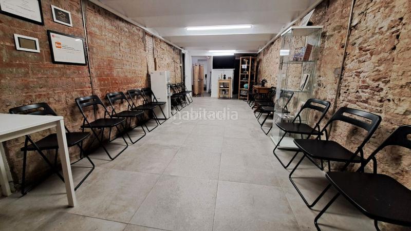 Foto 74d34f98-9b99-4358-8b1b-30db687ff831. Local commercial dans carrer d'estruc 10 dans Gòtic Barcelona