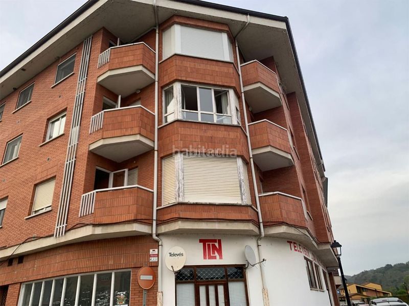 Foto 263f0310-15f6-4a50-a01e-9e04c3a198bd. Piso en calle la novalle 77 / calle la novalle en Salas