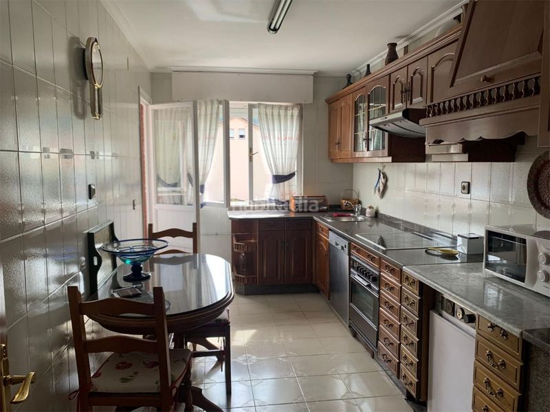 Foto 3f763ee1-6853-4707-a2f9-54d68fb411bb. Piso en calle la novalle 77 / calle la novalle en Salas