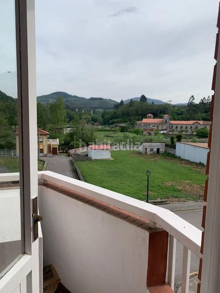 Foto a16a866f-a07b-44a4-9c82-d1c001bce14c. Piso en calle la novalle 77 / calle la novalle en Salas