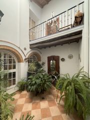 Casa en venta en carmona. carmona centro histórico