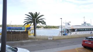 Lloguer Planta baixa a Avinguda de fort de l'eau 2. Planta baja con parking en el puerto de mahón
