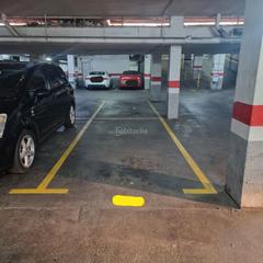 Location Parking voiture à Carrer del pintor torras 126. Plaza de parking