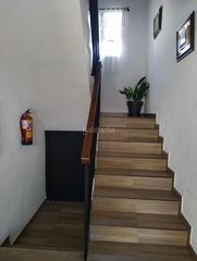 Pis a Calle navas de tolosa 50. Venta de piso todo exterior