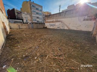 Terreny residencial a Carrer de vinaròs 59. Solar urbano en benicarló.