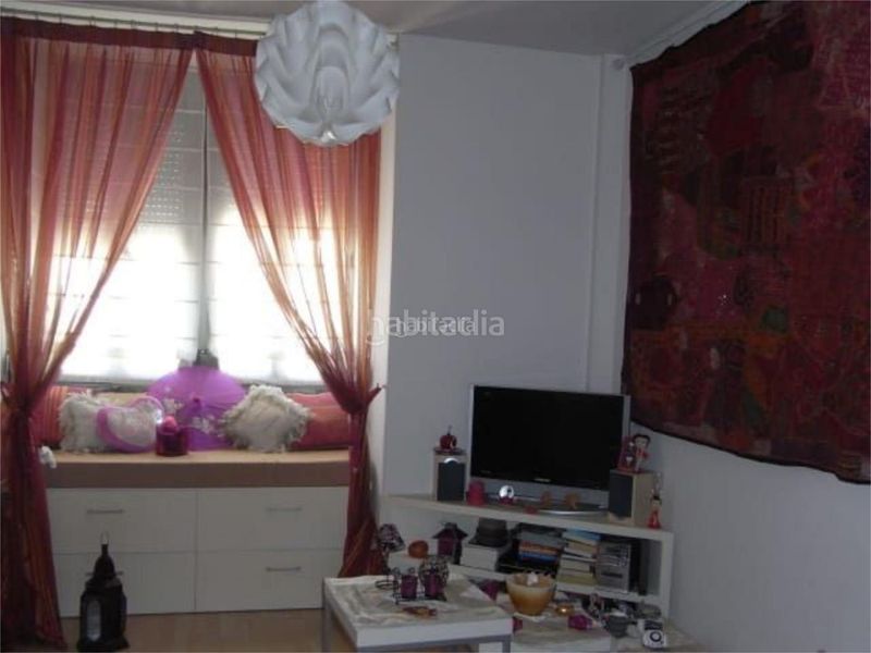 Foto 1a7d0ec2-a89a-43ee-8f36-8567ae19e287. Lloguer pis a calle baltasar gracián 42 a San Pablo Sevilla