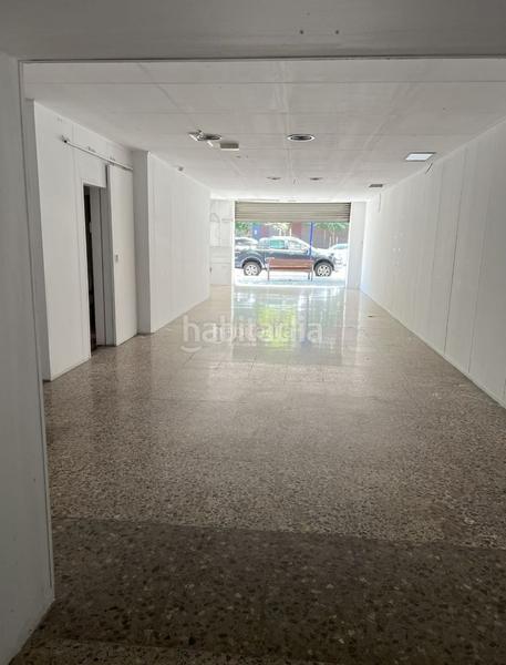 Foto 0486845a-d4d2-4279-8d7b-b998e3a2aa52. Local comercial a gran passeig de ronda 159 a Joc de la Bola - Camps d'Esports Lleida