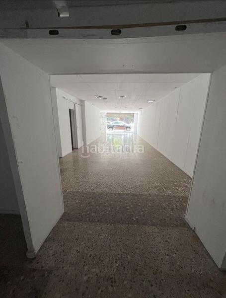 Foto f26f48ee-e54a-41f9-86a5-2441e3b95bcc. Local comercial a gran passeig de ronda 159 a Joc de la Bola - Camps d'Esports Lleida