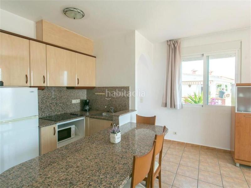 Foto 7b7804fe-b561-42bb-a3d2-0913ca44687d. Lloguer apartament a avenida alemania 1 a Las Atalayas-Urmi-Cerro Mar Peñíscola