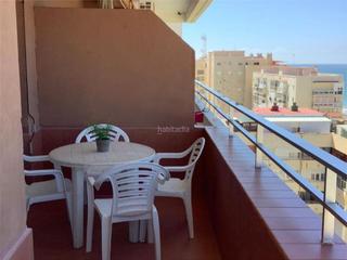 Rent Flat in Avenida periodista beatriz cienfuegos 12. Paseo marítimo - san josé - la laguna / avenida pe