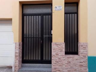 Pis a Calle luna 11. Almendralejo / calle luna
