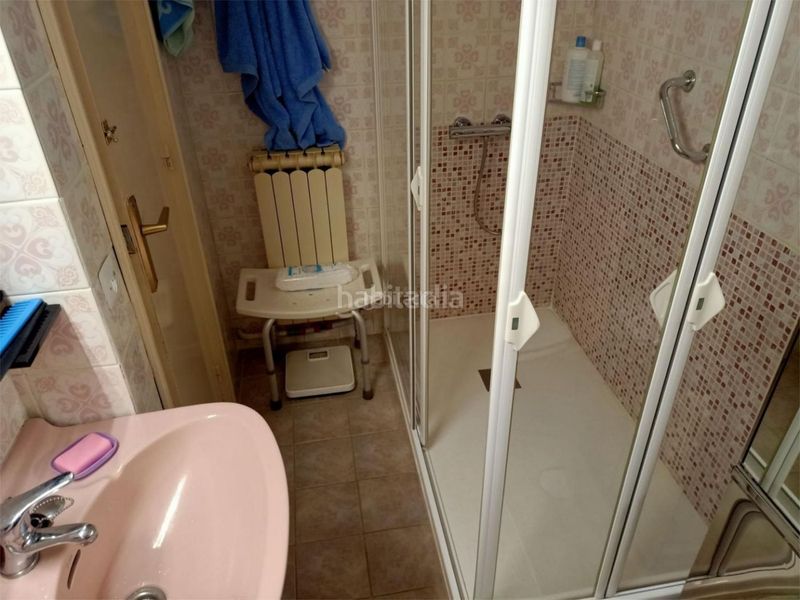 Foto b93ed631-3413-4334-a1c8-c9cedb7129b0. Etagenwohnung in calle veintiocho de septiembre 15 in Béjar