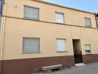 Casa adossada a Calle alba 24. Hinojosa de duero / calle alba