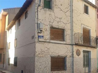 Casa adossada a Calle águila 2. Yepes / calle águila