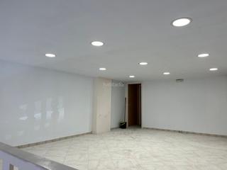 Rent Business premise in Avinguda de la república catalana 10. Local comercial