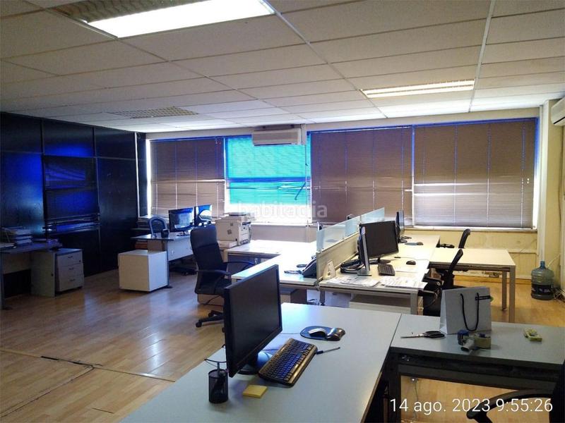 Foto 23e30eba-5b67-481e-a863-fc80fc460c36. Office space in transversal segunda 7 in Villaverde Alto Madrid