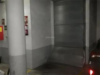 Rent Car parking in Carrer de maria cortina i pascual 8. Llevant / carrer de maria cortina i pascual