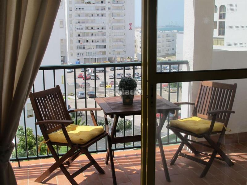 Foto 0bc4ffa1-abe1-4a8c-b727-0bce035f8211. Alquiler apartamento en paseo marítimo 33 Valdelagrana / paseo marítimo en Puerto de Santa María (El)