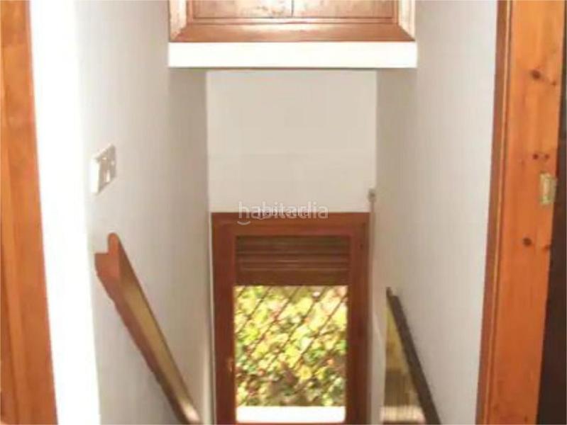 Foto a75bf4a6-143a-49c1-a494-ac58d7d354a6. Alquiler casa en calle albareda 25 Estación / calle albareda en Jaca