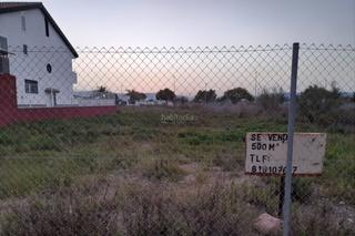 Terreny residencial a Avinguda font de na jordana 14. Venta solar 500 m2 en villamarina de almarda