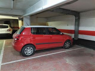 Parking voiture à Calle de los hermanos argensola 9. Alfonso / calle mayor