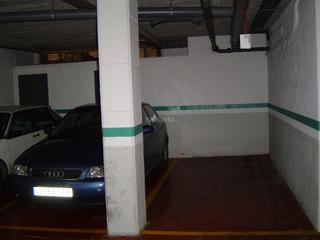 Miete Motorradparkplatz in Carrer sant miquel 114. Parking moto