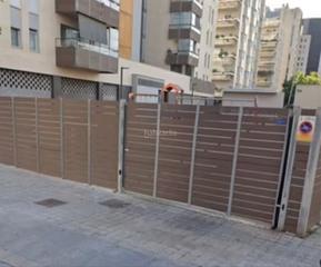 Location Parking voiture à Carrer anne frank 18. Alquiler plaza parking zona fórum