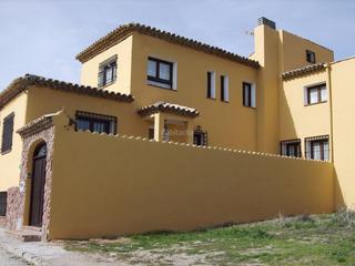 Maison à Calle abajo 26. El valle de altomira / calle abajo