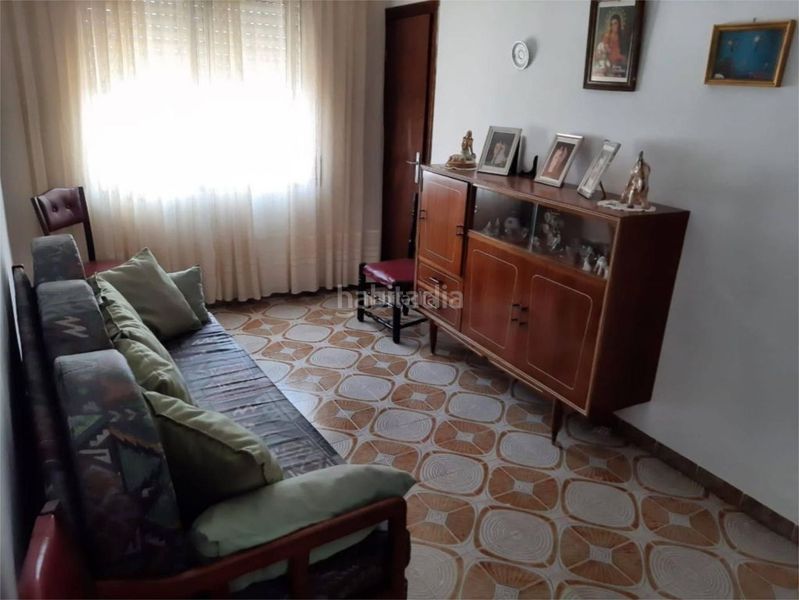 Foto b6a92a48-a922-48e4-8a71-1cb11ba35879. Reihenhaus in calle fortín 24 in Zarza la Mayor