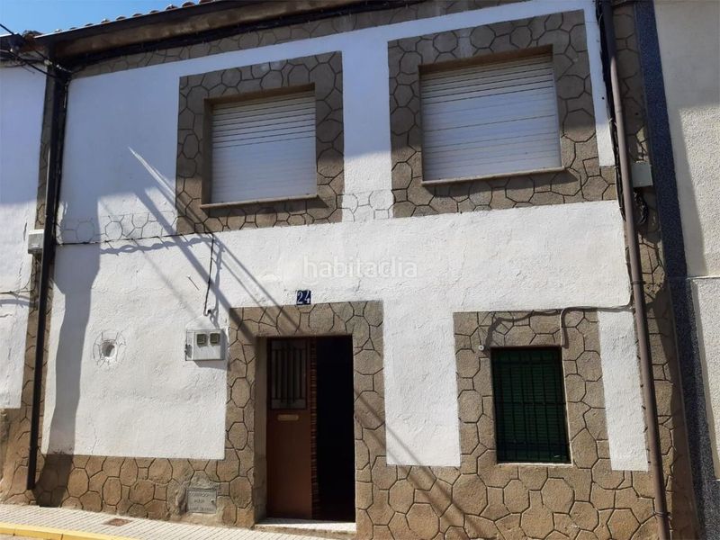 Foto f3e82425-f613-4874-b976-4e3f738fbe43. Reihenhaus in calle fortín 24 in Zarza la Mayor