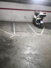 Lloguer Aparcament de moto a Carrer de balmes 7. Garaje moto zona centro
