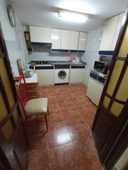 Casa en alquiler en requena. alquiler en requena. 