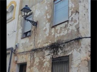Casa adossada a Calle primero de mayo 45. Bélmez de la moraleda / calle primero de mayo