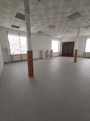 Lloguer Local Comercial a Calle maestro guerrero 138. Local acogedor