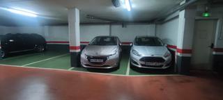 Lloguer Aparcament cotxe a Carrer de jaume fabra 7. Plaza de párquing para coche grande