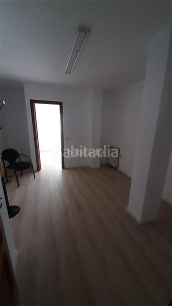 Foto 61c2afe4-b3a8-4665-8154-6e55f1c2488b. Office space in calle de francos 3 in Benavente