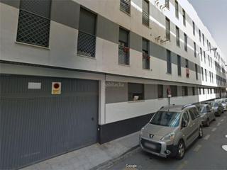 Parking coche en Calle santa adela 44. Barrio de zaidín / calle santa adela