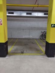 Miete Autoparkplatz in Carrer de copenhaguen 209. Parking alquiler en calle copenhaguen