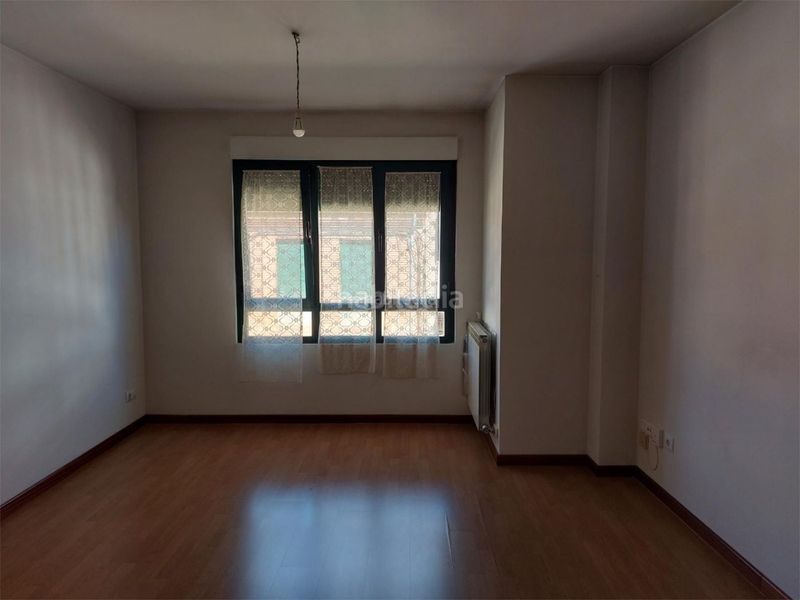 Foto 02b7ab90-a4a6-4227-a8dc-4c71d88b3e8a. Flat in calle real 120 in Villaquilambre