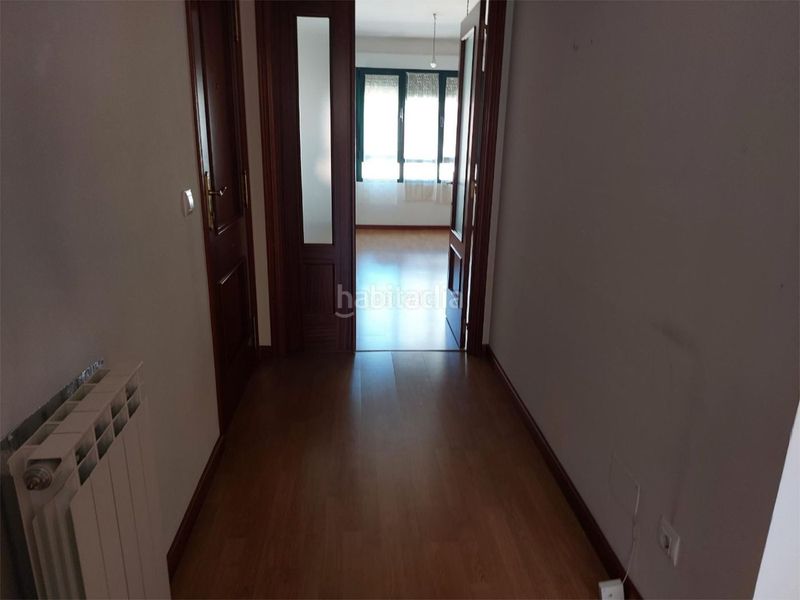 Foto f81a15dc-a903-4099-b3cc-db0e13eecf83. Flat in calle real 120 in Villaquilambre