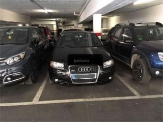 Parking voiture à Carrer de còrsega 78-80. La nova esquerra de l