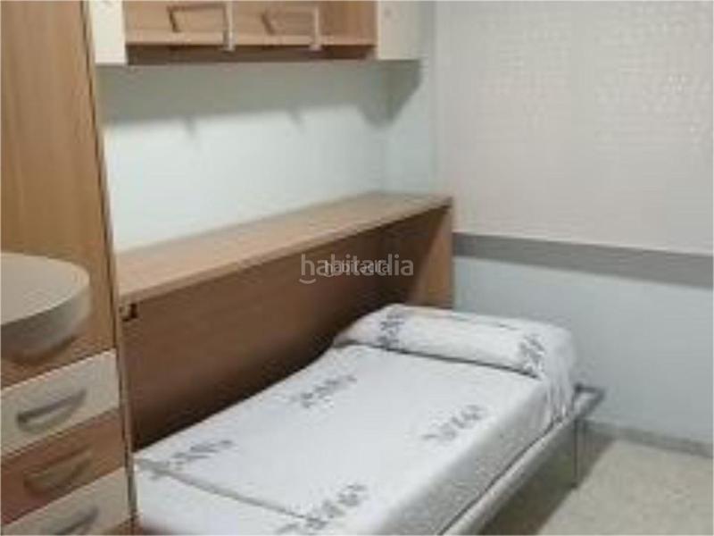 Foto 07e3ec2a-00fe-47a4-9c97-6bc500771378. Affitto appartamento in calle cantina 3 in San Jerónimo - La Bachillera Sevilla