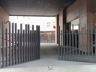 Location Parking voiture à Carrer dels filadors 20. Plaza grande