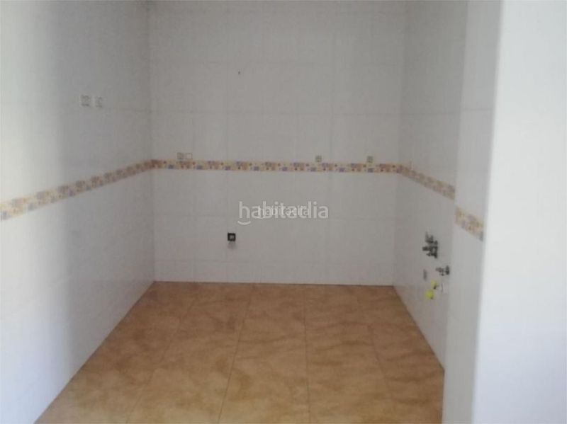 Foto 38897e3b-474a-4d7e-ba87-6cce8a6bc37f. Pis a calle mateo 89 a Adra