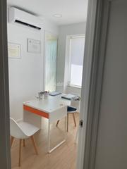 Rent Business premise in Carrer del lledoner 9. Alquiler despacho profesional