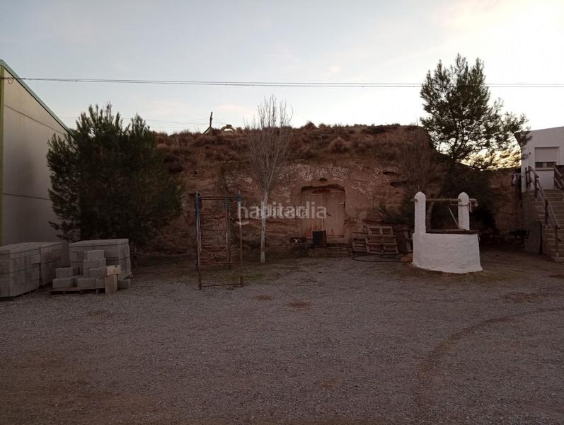 Foto 3d31286a-013e-49e5-80c7-45248f0387d4. Finca rústica a calle ciprés 11 a Baza